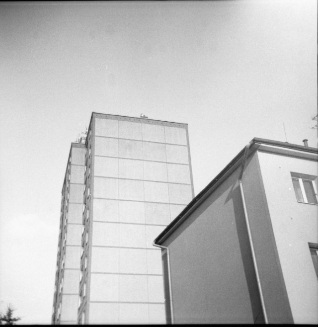 Photo: Agfa Isoly I
Fomapan 100 (120)
Fomadon R09